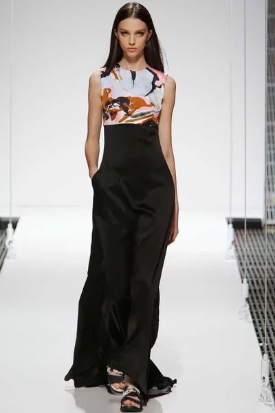 Look 54